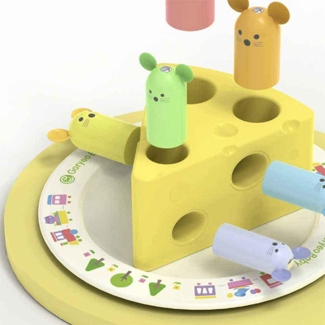 Goryeo Baby Montessori "Rescue the Cheese" Magnetic Toy - Shopeak Canada - Curated, high-end Nintendo Switch gadgets and luxurious cat products for discerning customers Hover Image
