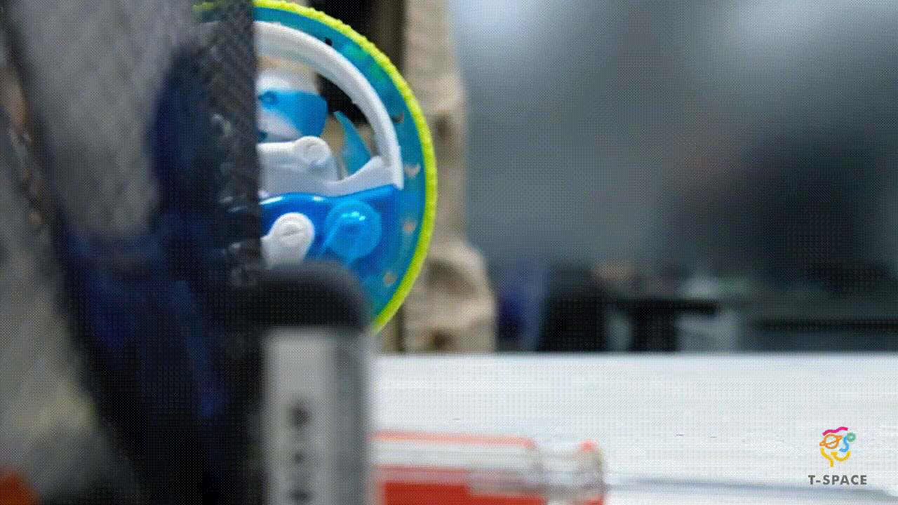 T-Space MOTONOVA: The Battery-Free, Self-Balancing STEM Wonder - Shopeak Canada - Curated, high-end Nintendo Switch gadgets and luxurious cat products for discerning customers
